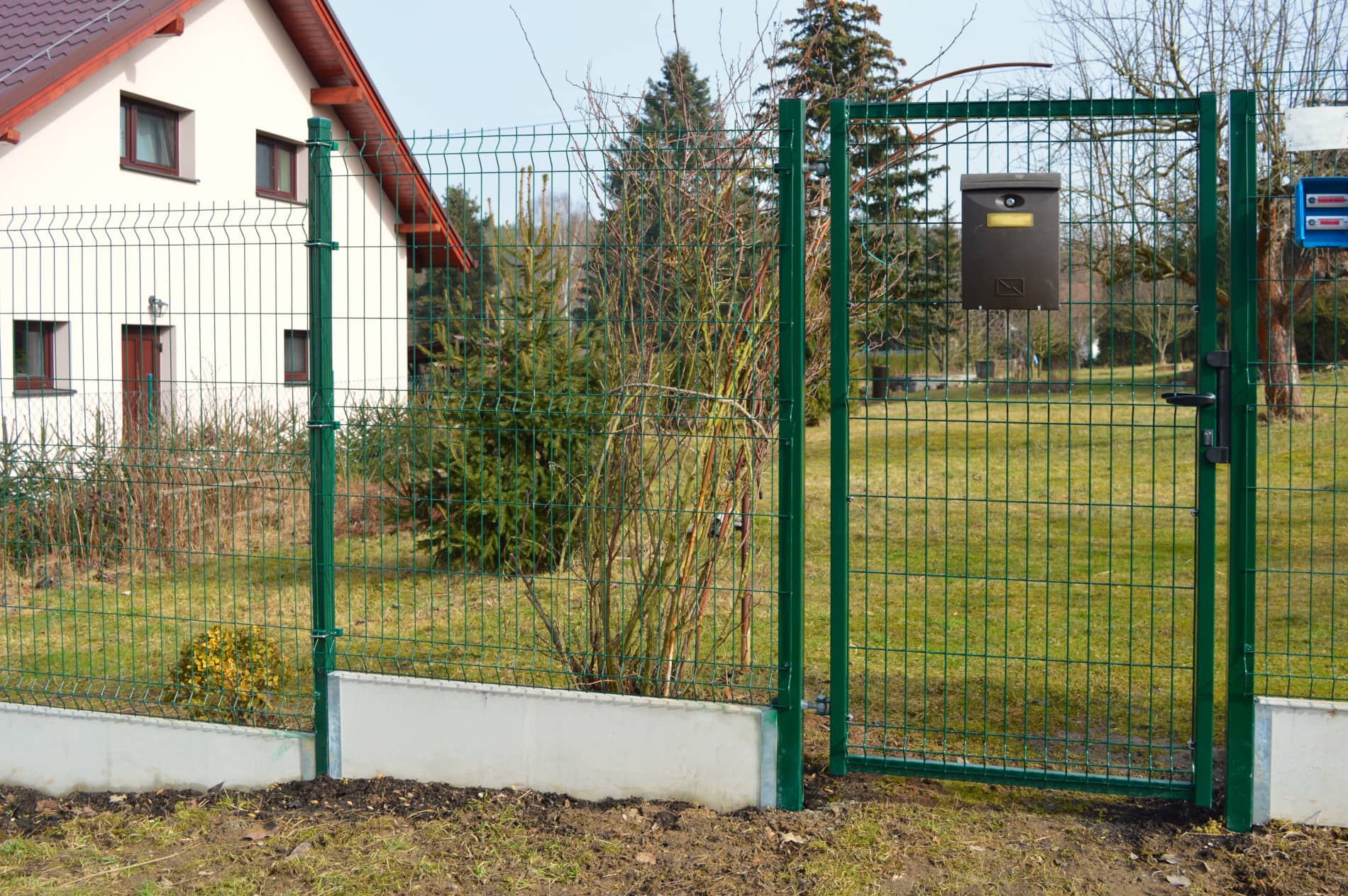 podhrabobé desky zelený plotový panel branka